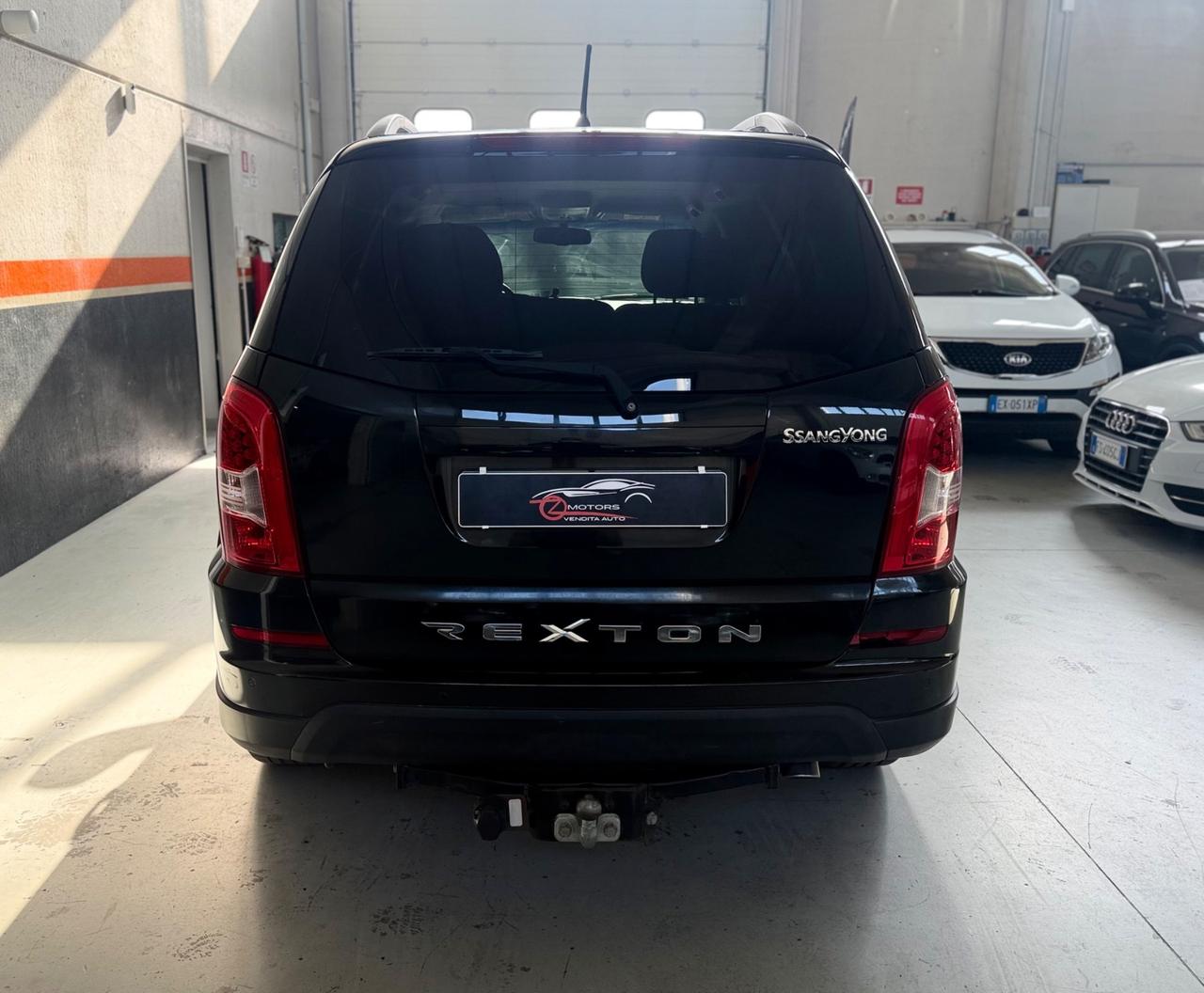 Ssangyong Rexton W 2.0 Xdi 4WD A/T Top GANCIO TRAINO