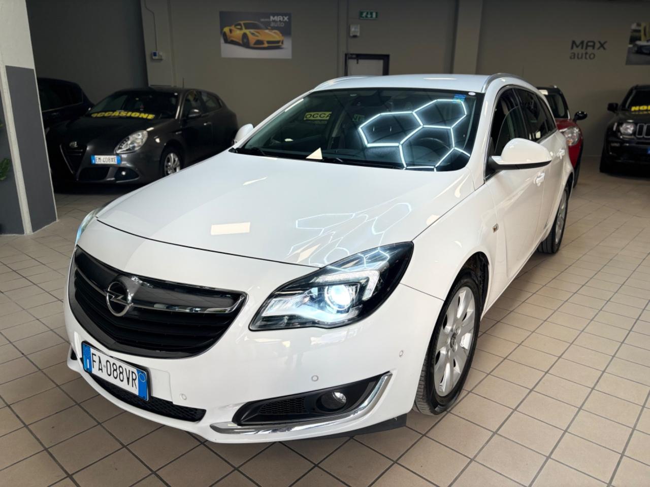 Opel Insignia 1.6 CDTI 136CV Sports Tourer aut. Cosmo