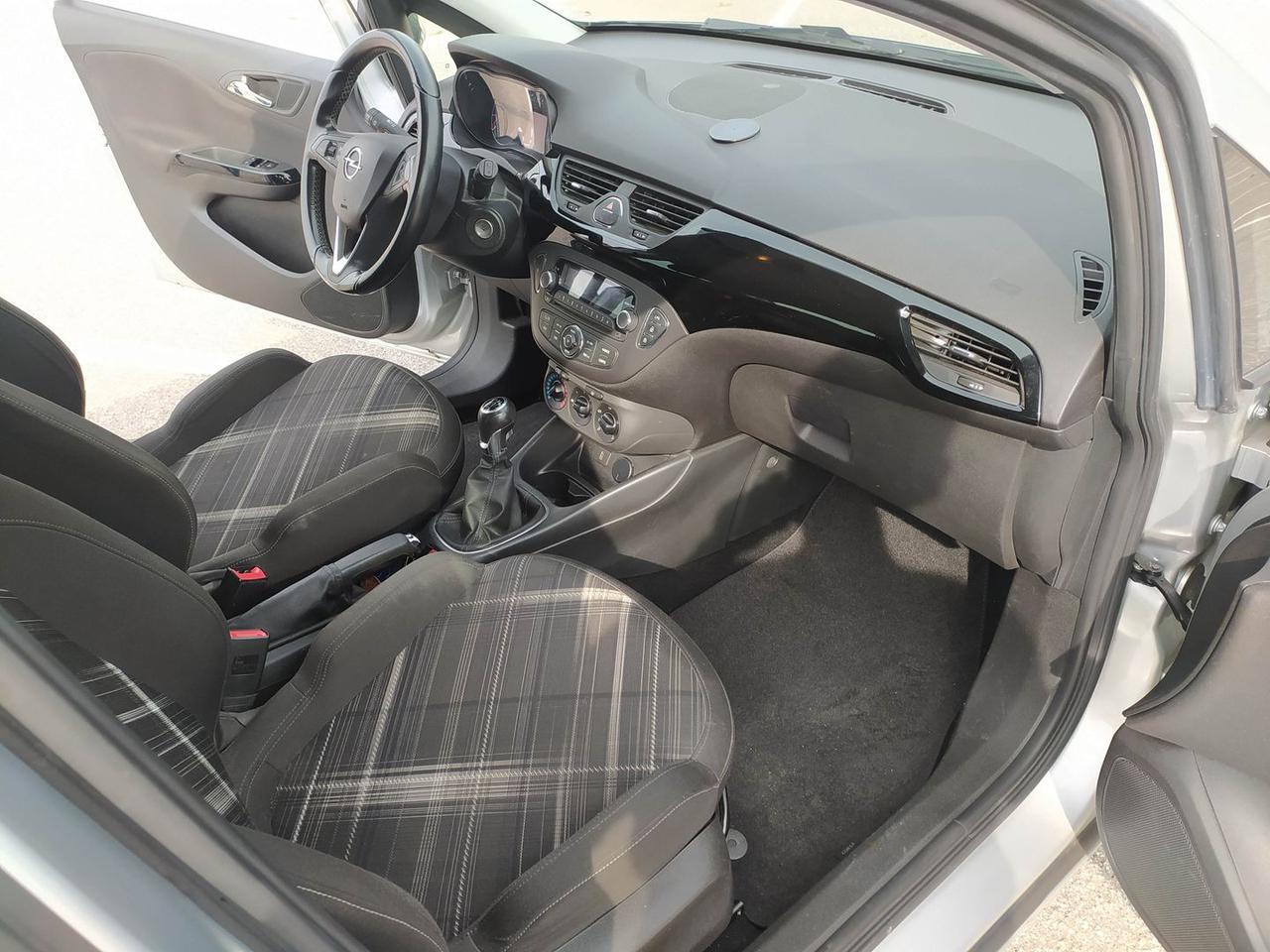 Opel Corsa N-Joy 1.4 GPL