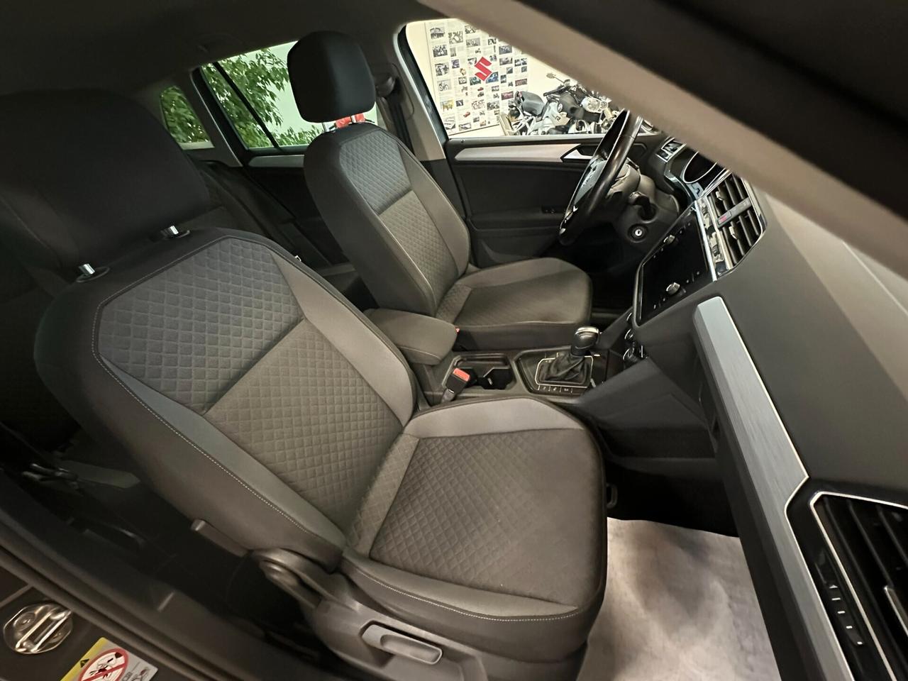 Volkswagen Tiguan 2.0 TDI SCR DSG Business BlueMotion Technology