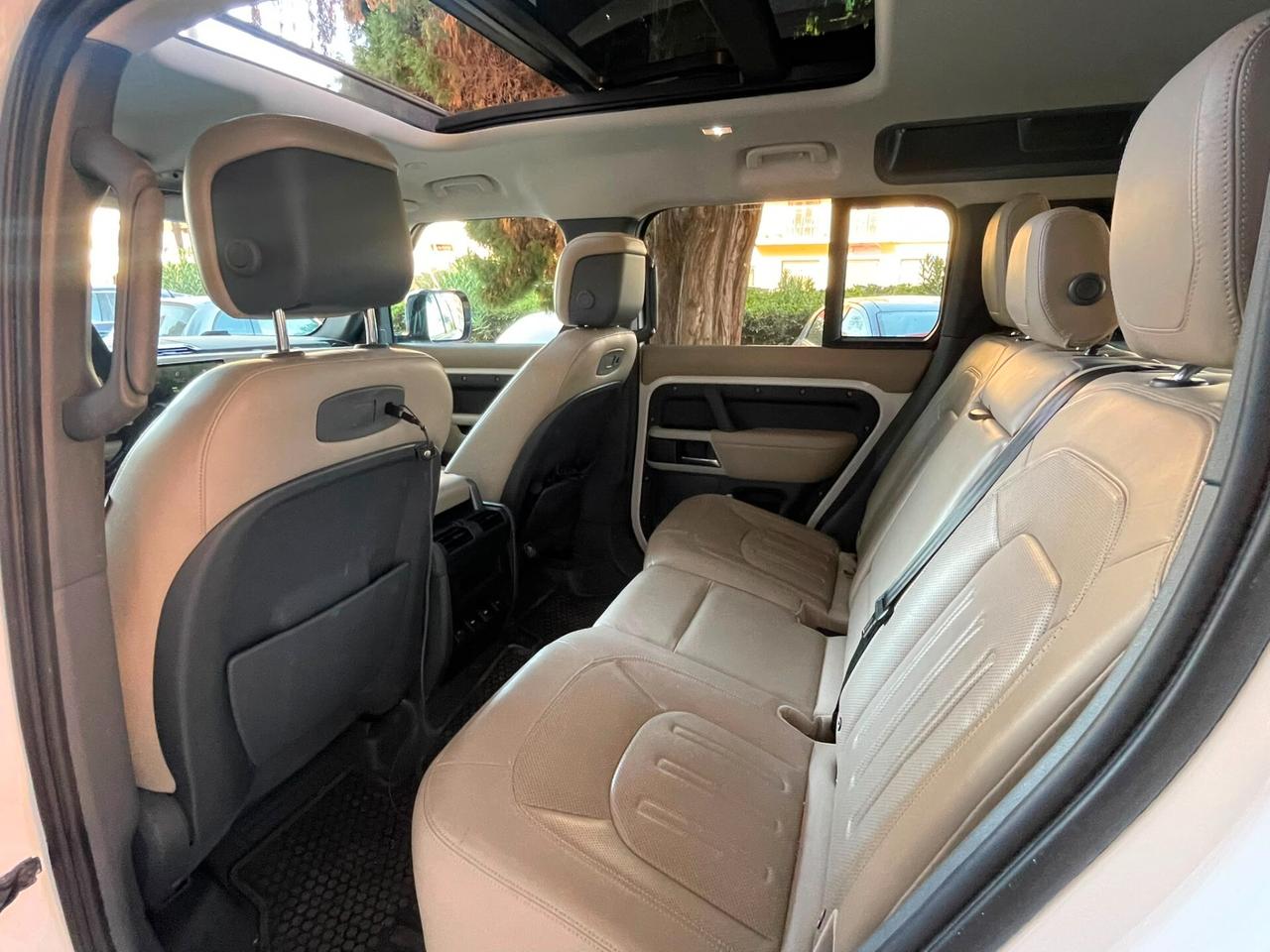 Land Rover Defender 110 2.0 SD4 240CV AWD Auto HSE
