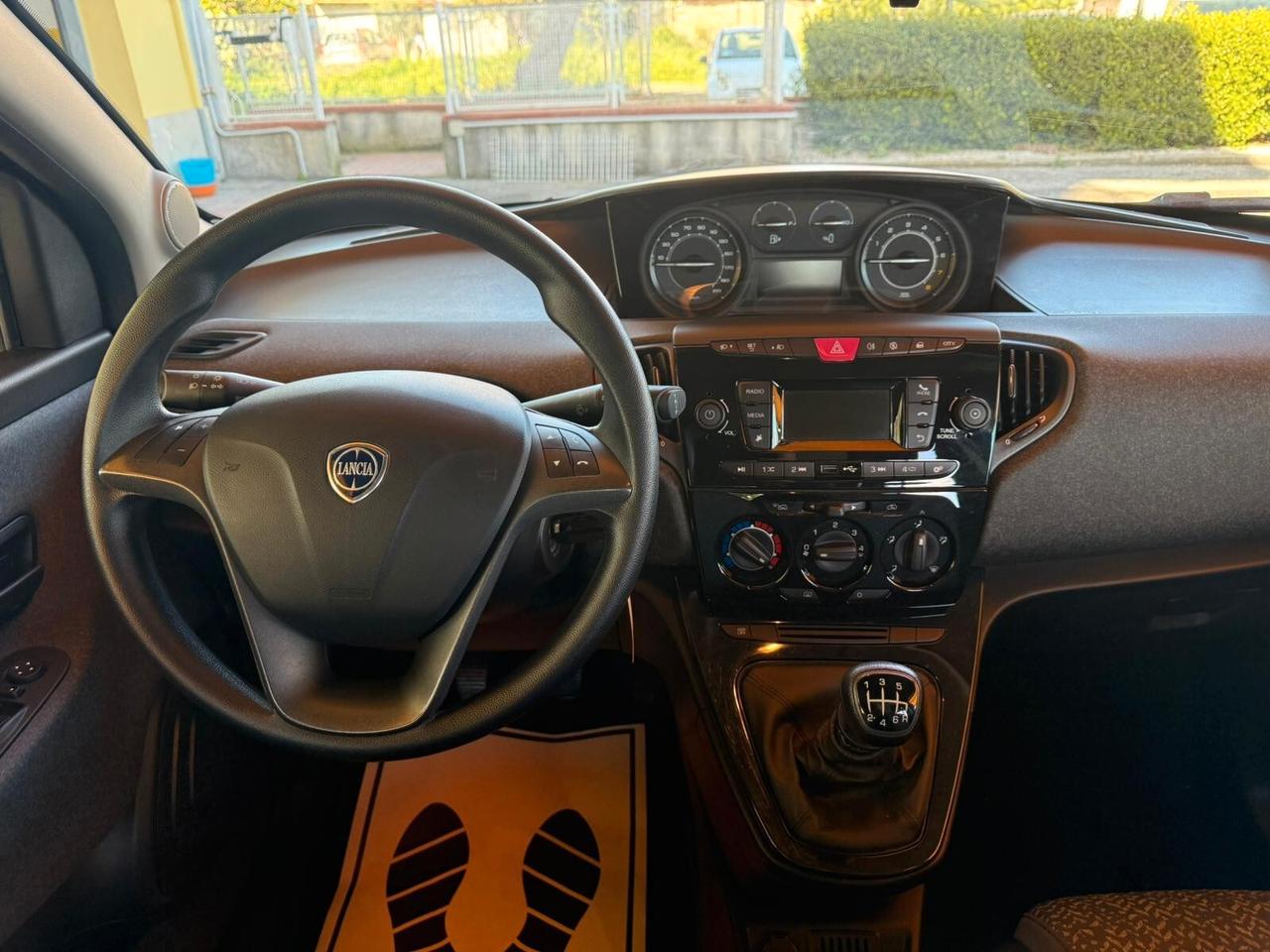 Lancia Ypsilon 1.0 FireFly 5 porte S&S Hybrid Silver Plus