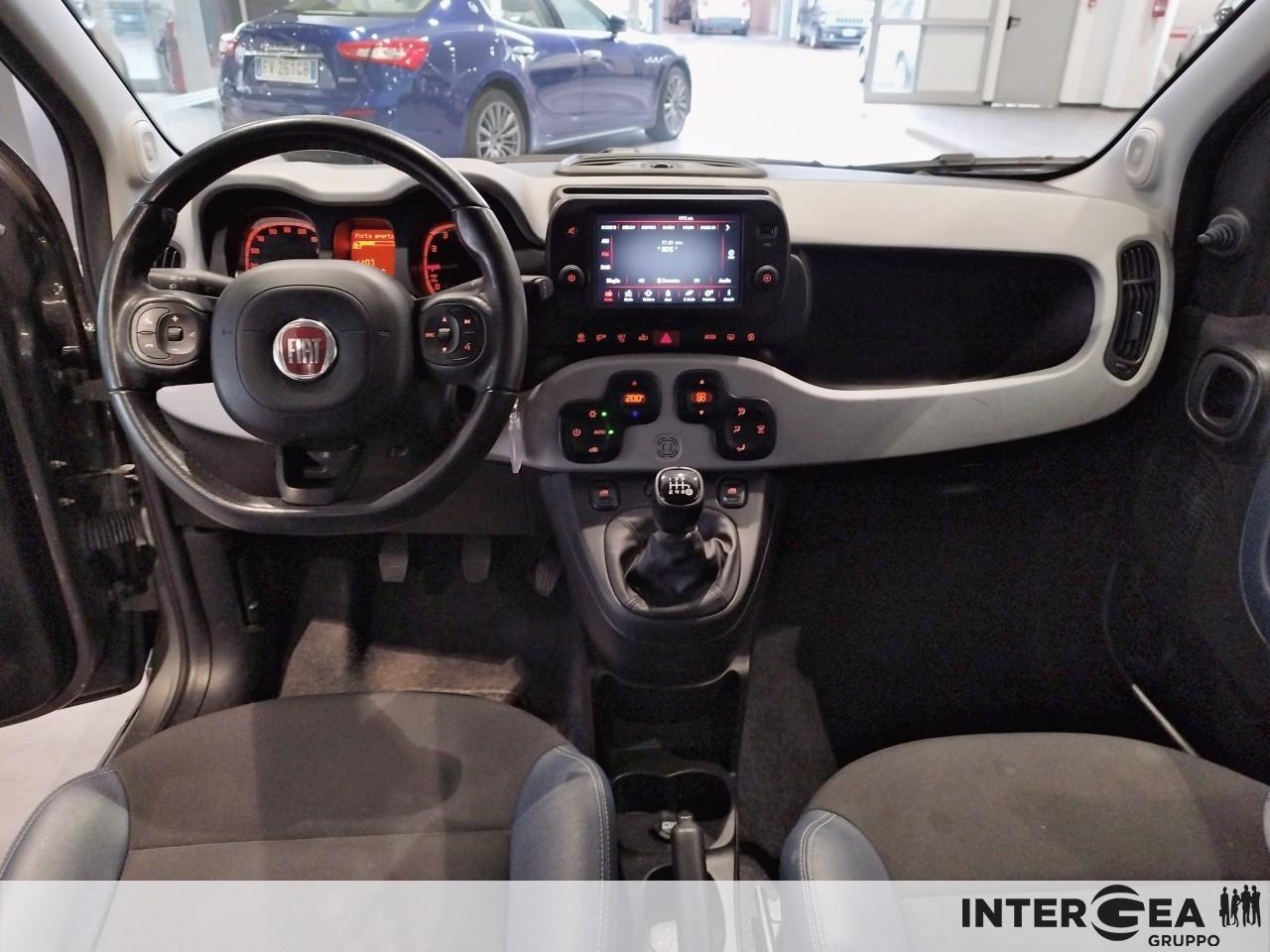 FIAT Panda 1.0 firefly hybrid City Cross s&s 70cv 5p.ti