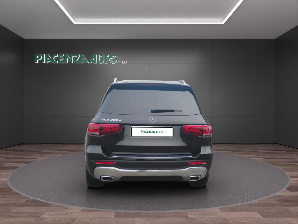 Mercedes GLB 200 d Sport Plus auto.NAVI.TELECAMERA.SEDILI SPORT