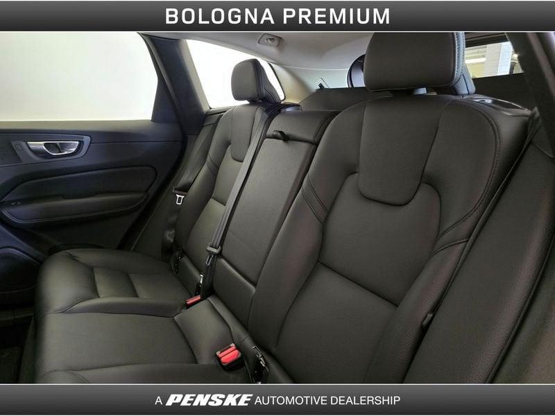 Volvo XC60 B4 (d) automatico Plus Bright