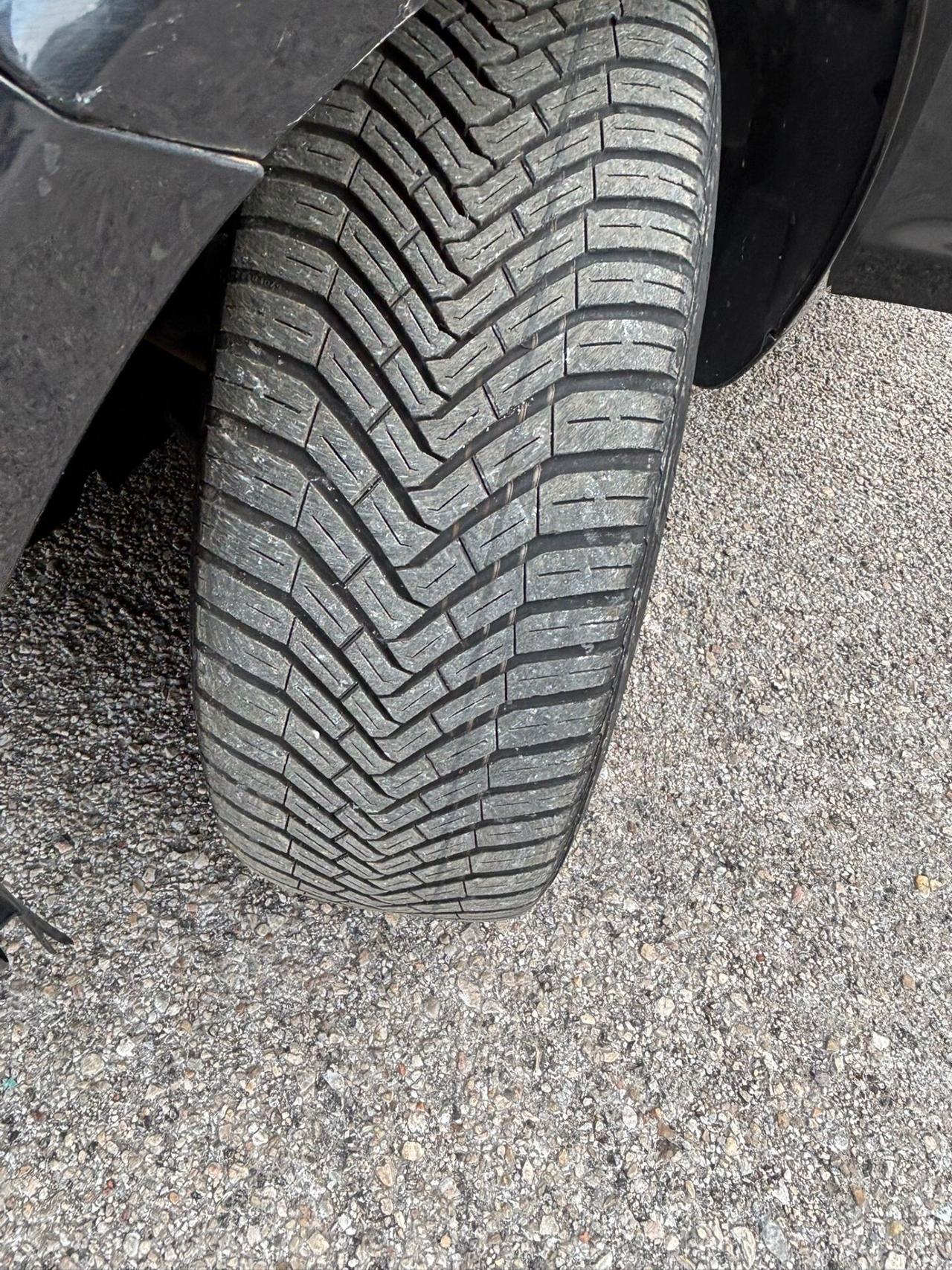 Lancia Ypsilon 1.2 69 CV 5 porte S&S Gold