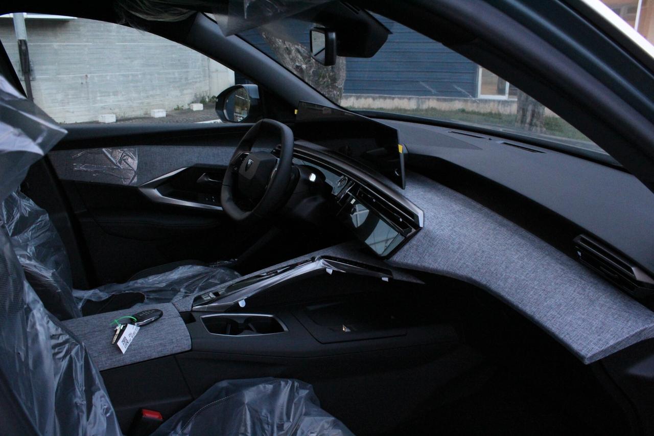 Peugeot 3008 Hybrid 145 e-DCS6 Allure