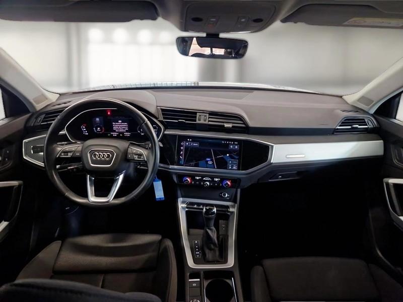 AUDI Q3 40 TDI quattro S tronic Business