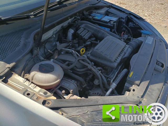 VOLKSWAGEN Golf Business 1.4 TSI 140 CV DSG 5p. Highline BlueMot.