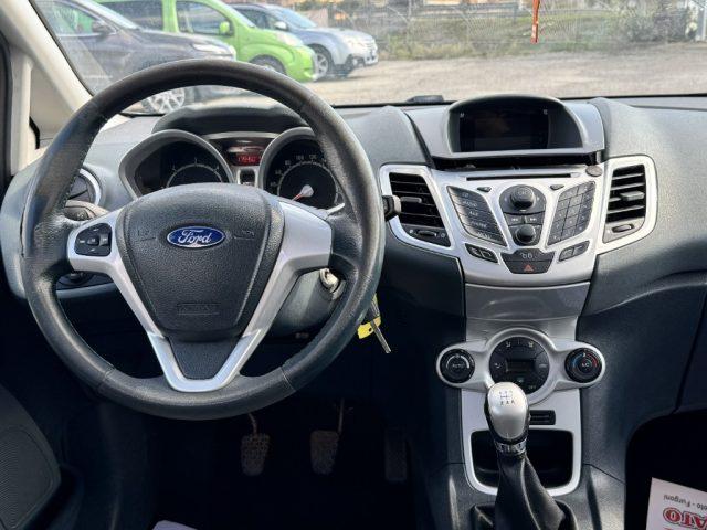 FORD Fiesta 1.4 TDCi 68CV 5 porte Titanium