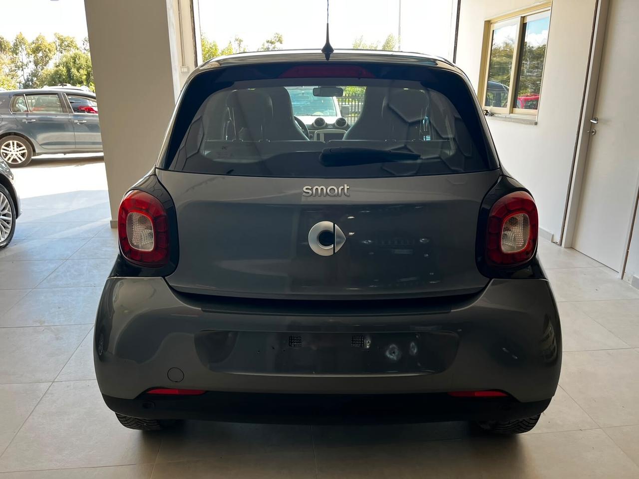 Smart ForFour 70 1.0 Prime