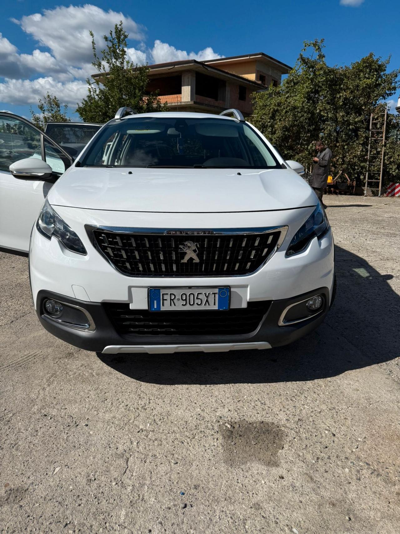 Peugeot 2008 BlueHDi 100 S&S Allure