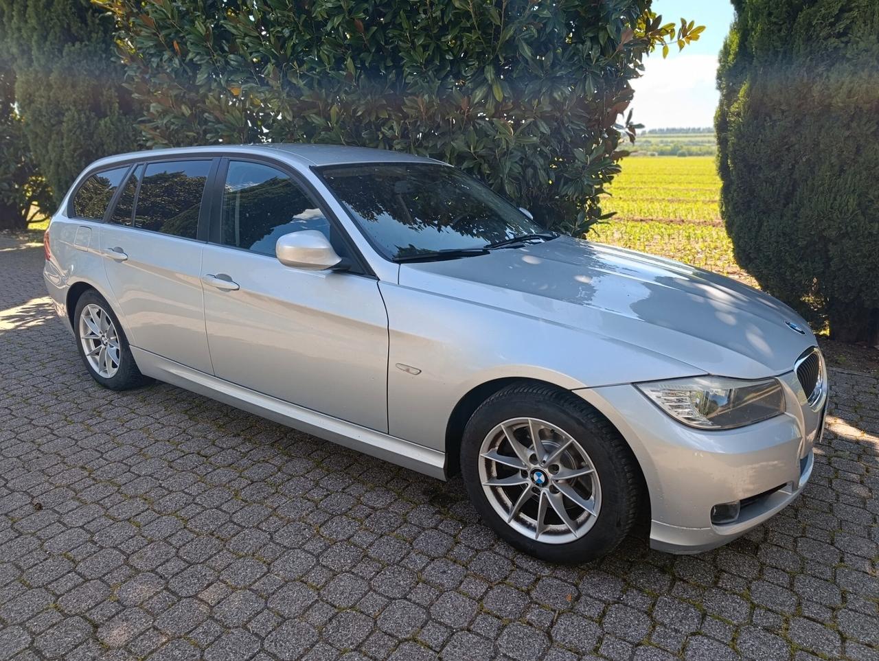 Bmw 318d 2.0 143cv automatica #GM