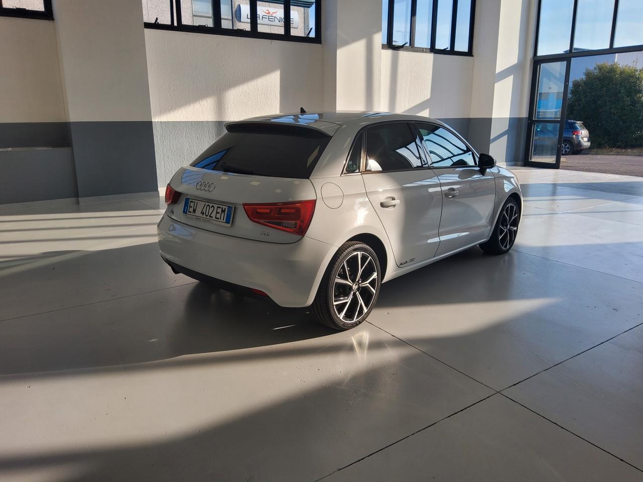 Audi A1 1.6 TDI S tronic line edition