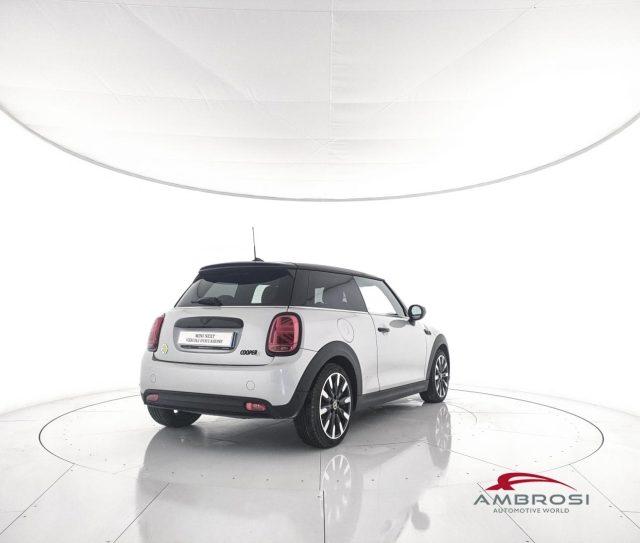 MINI Cooper SE 3 porte SE Classic Premium Package