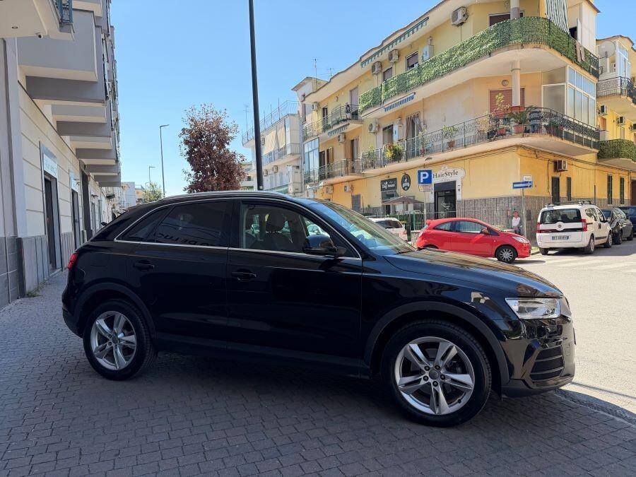 AUDI Q3 2.0 TDI 120 CV BUSINESS CERTIFICATA NUOVA