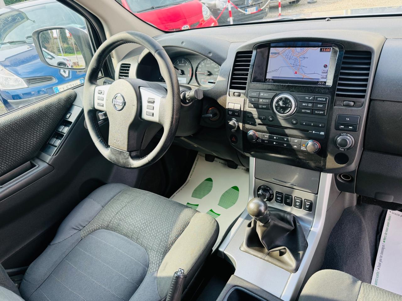 Nissan Navara 2.5 dCi 190CV 4 porte Double Cab XE