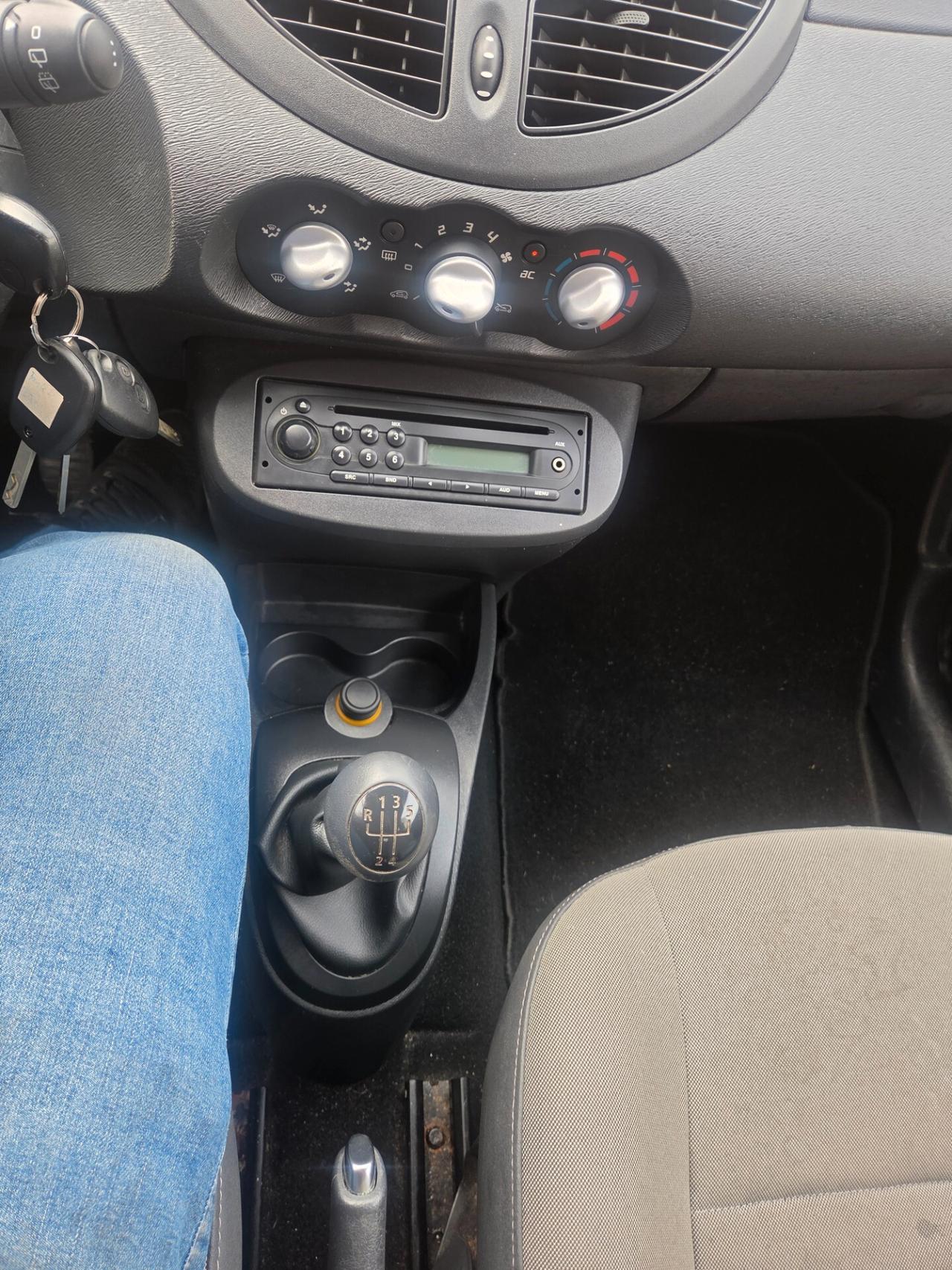 Renault Twingo 1.2 16V TCE Dynamique