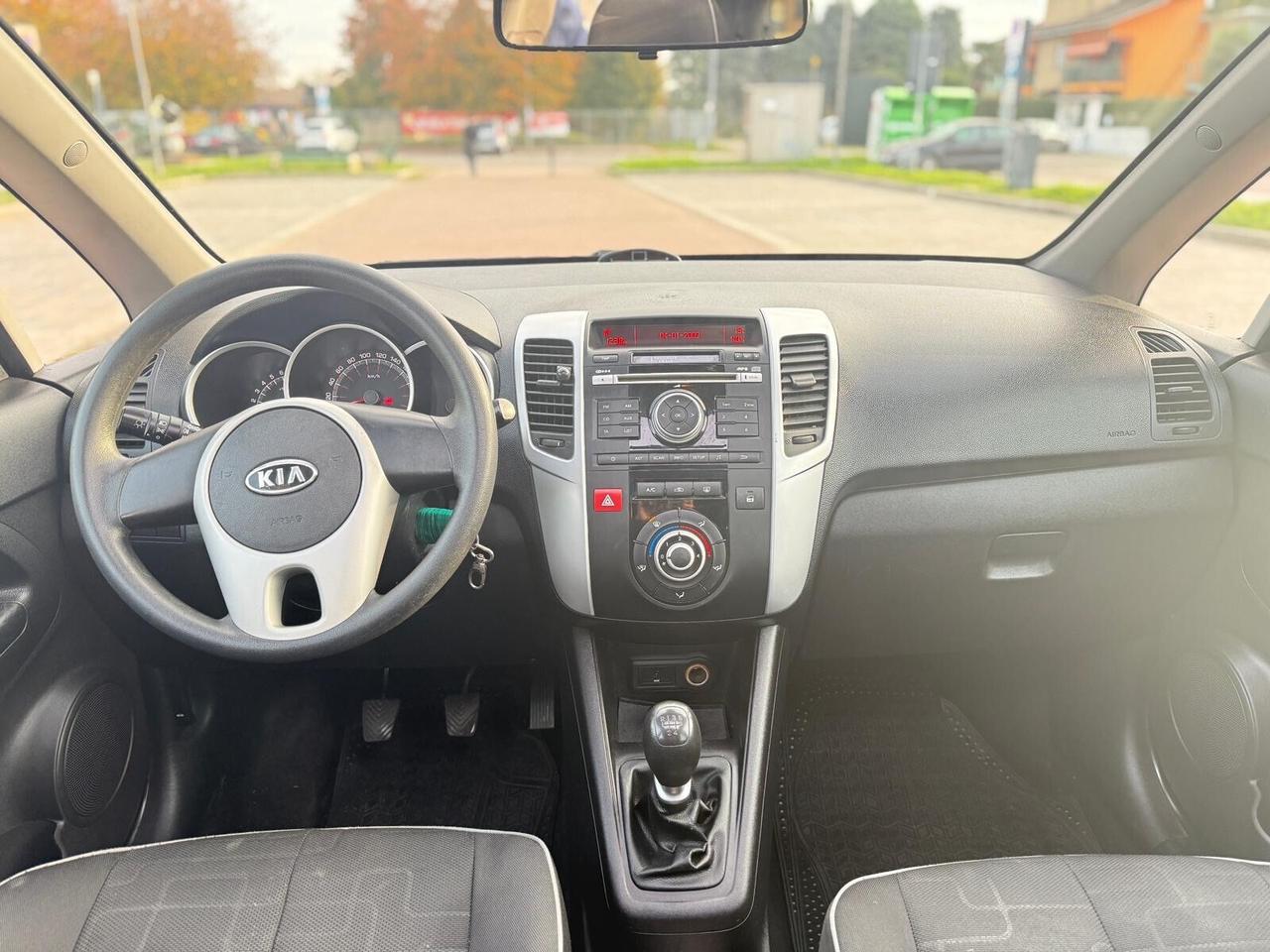 Kia Venga 1.4 CVVT Fullsky