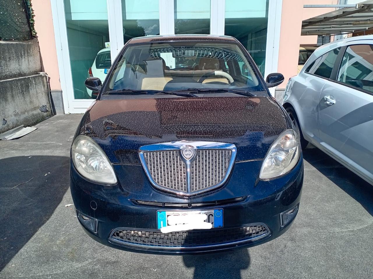 Lancia Ypsilon 1.2 Platino