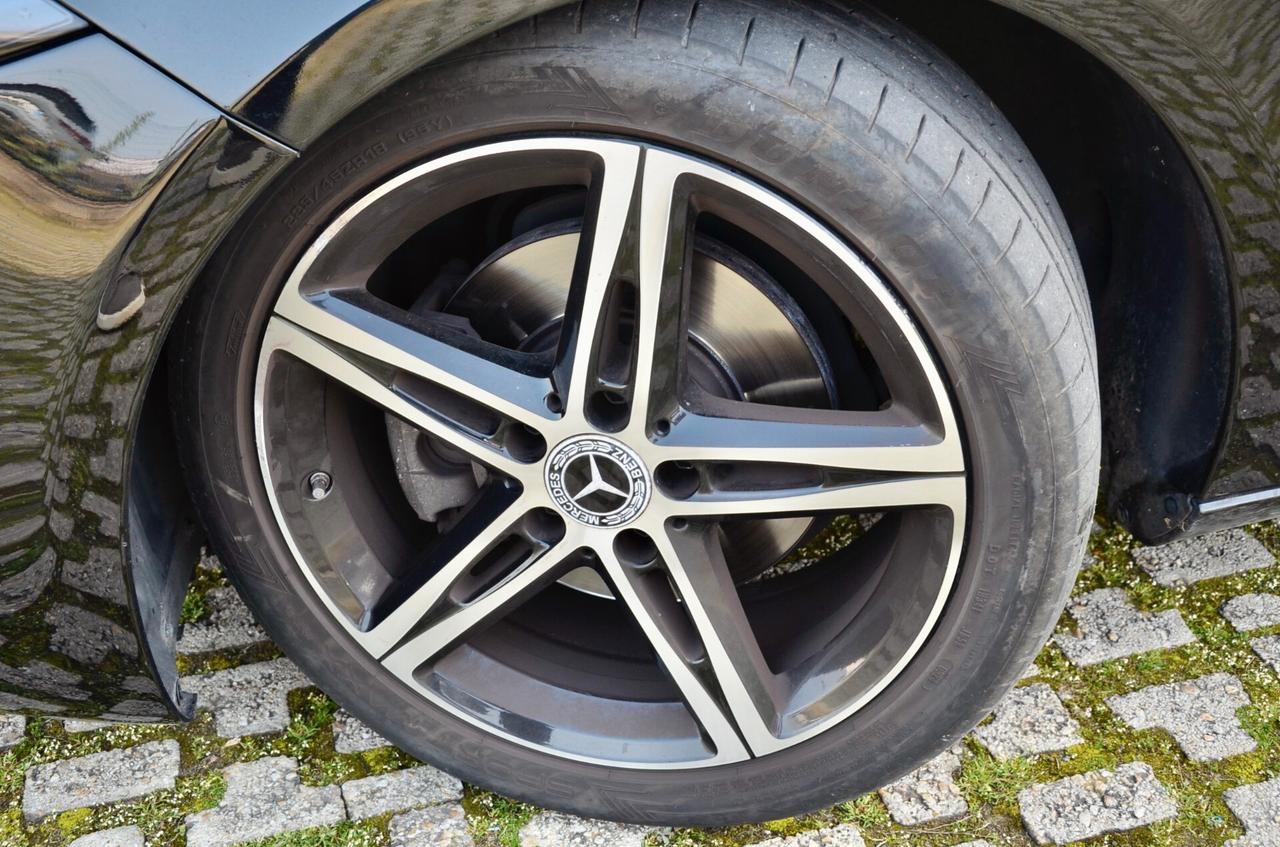 MERCEDES-BENZ A 200d SPORT NIGHT EDITION 150cv AUT, UFF ITALIANA, EURO 6D, NAVI, RETROCAMERA, FULL LED, 18", PERMUTE