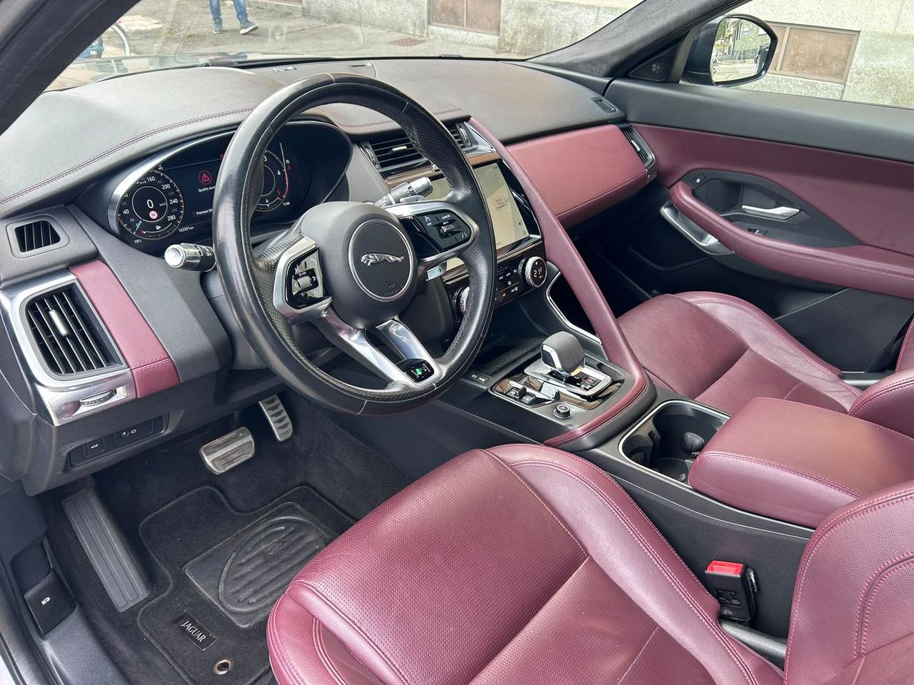 Jaguar E-Pace R-Dynamic D FULL OPTIONAL #50486