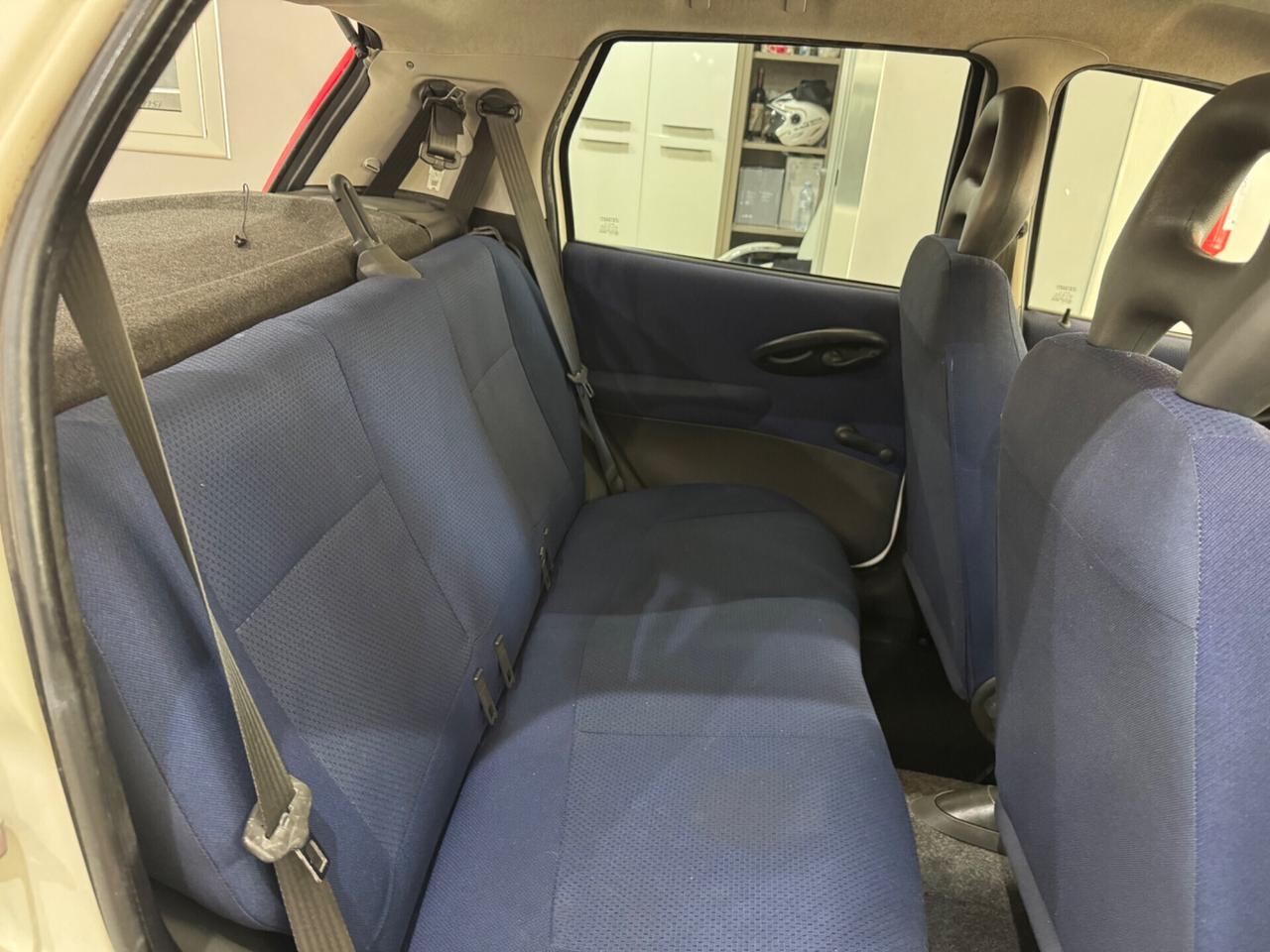 Fiat Punto 1.2i cat 5 porte EL