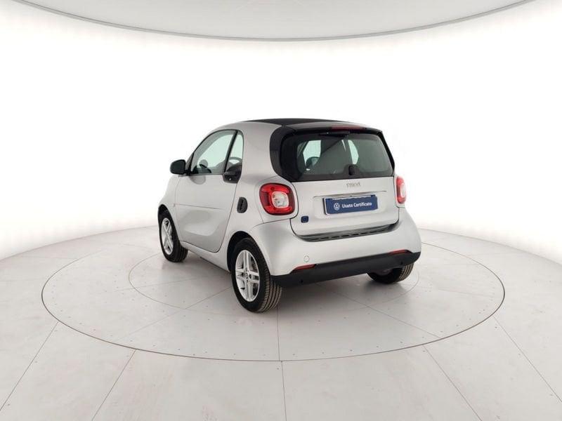 smart fortwo EQ Passion