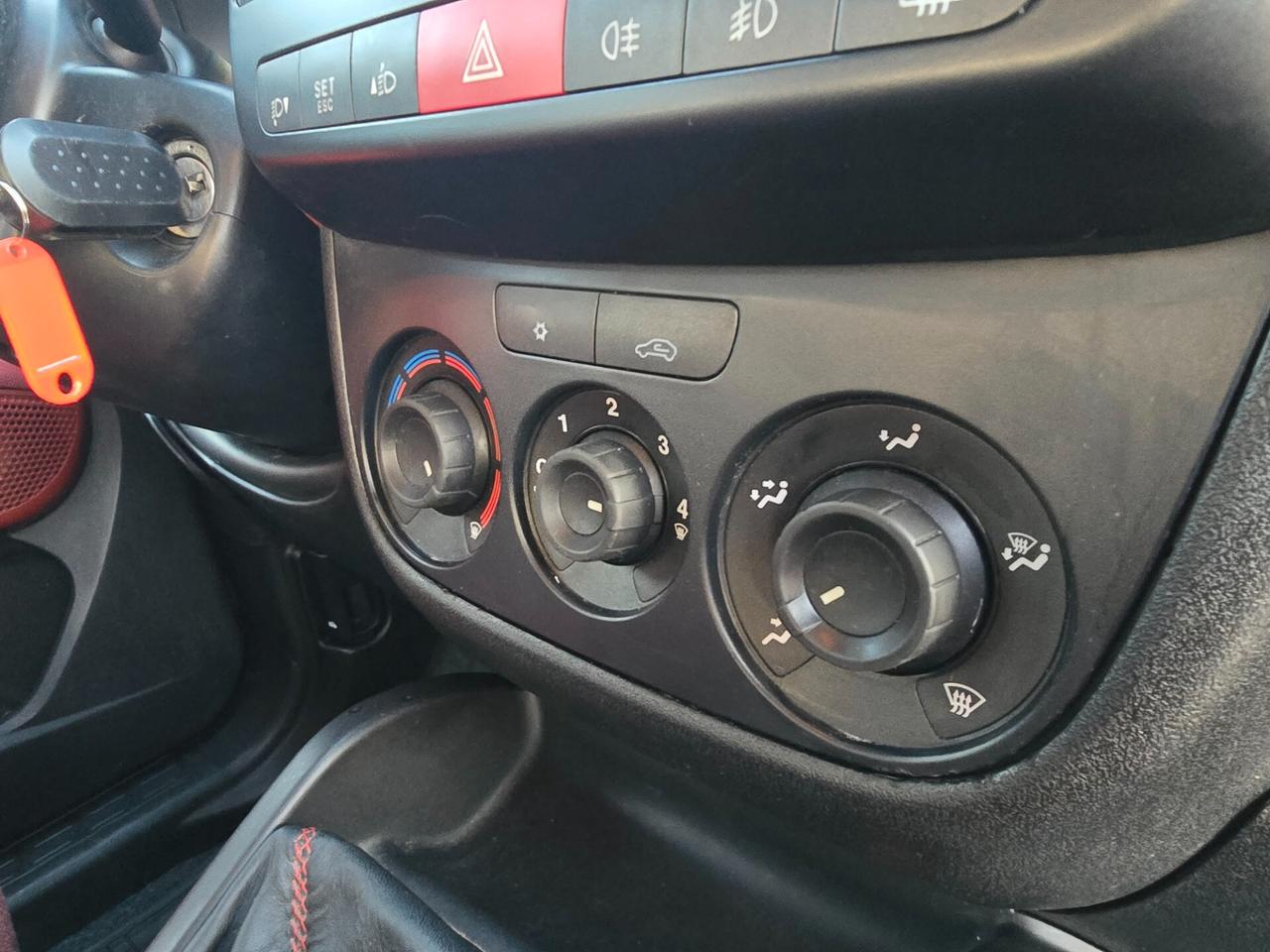 Fiat Doblo Doblò 1.6 5 posti