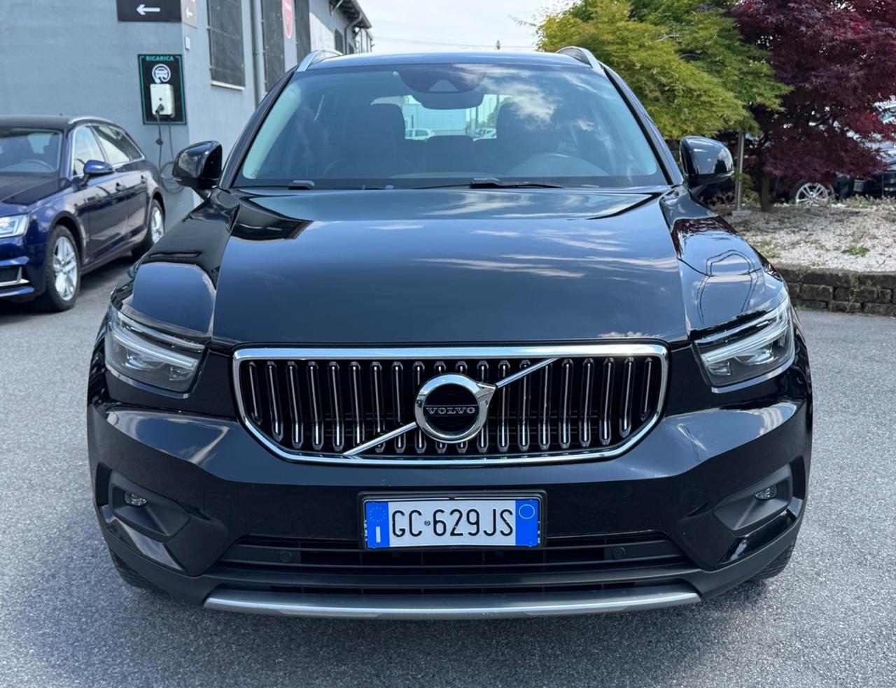 Volvo XC40 T5 Recharge Plug-in Hybrid R-design