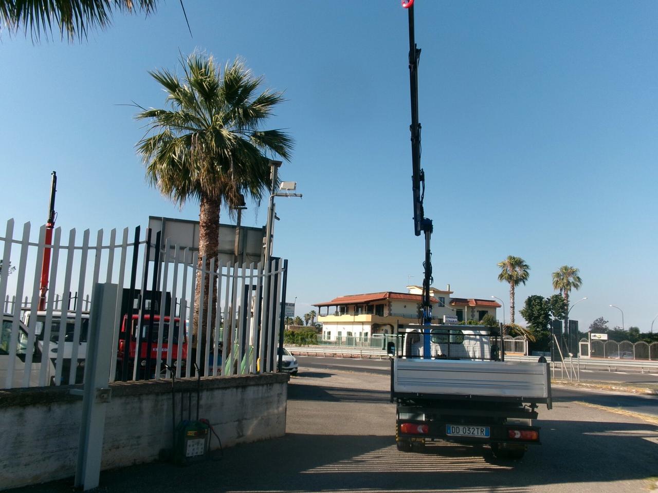 Nissan Cabstar 35-13 3000 130CV GRU PM 2523 3 SFILI RIBALTABILE TRILARALE