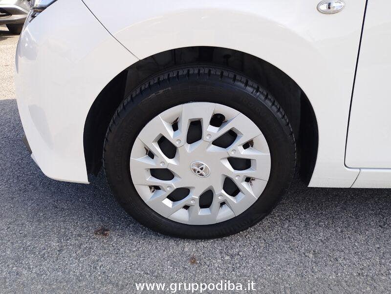 Toyota Aygo II 2018 5p 5p 1.0 x-business 72cv