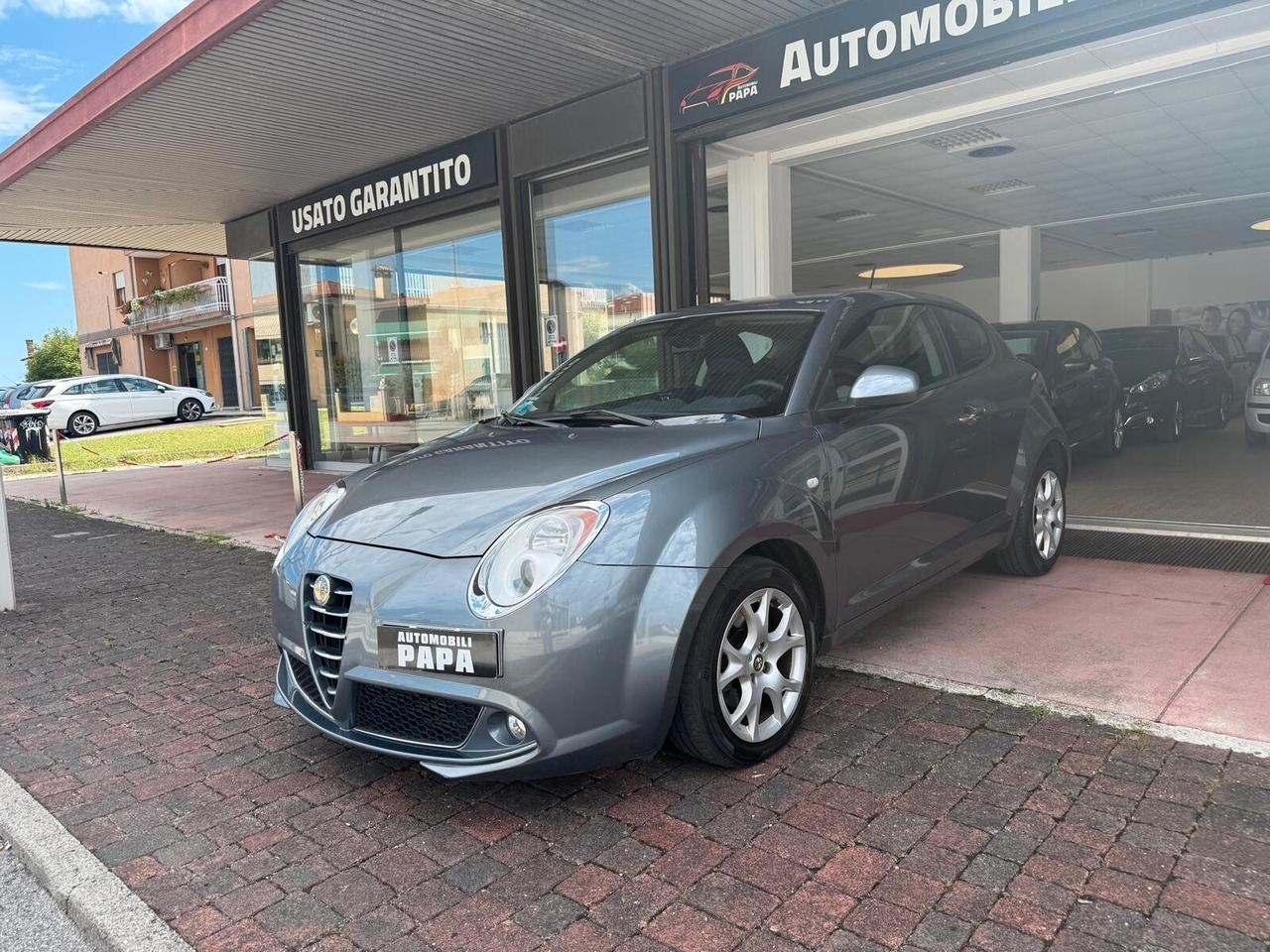 Alfa Romeo MiTo 1.6 JTDm 16V Distinctive Sport Pack