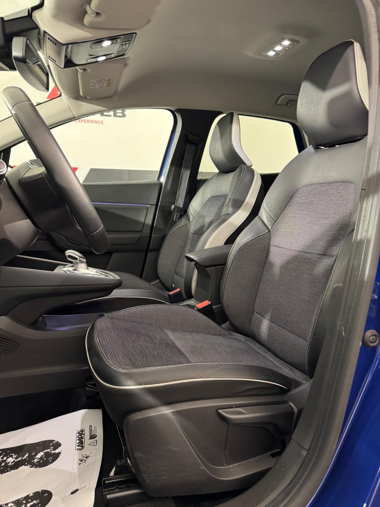 Renault Captur Plug-in Hybrid E-Tech 160 CV Initiale Paris