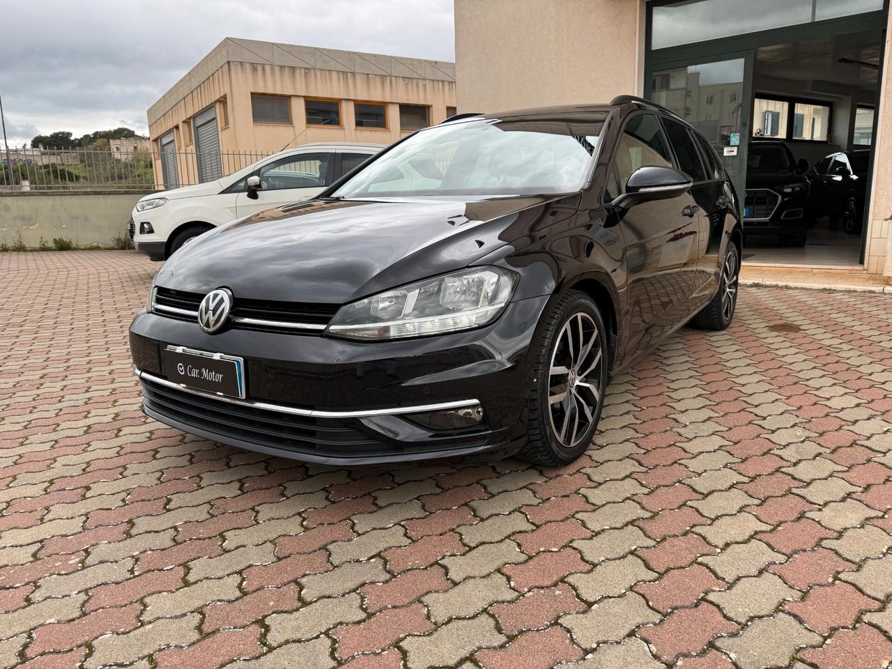Volkswagen Golf Variant 1.6 TDI 115 CV DSG Executive BlueMotion Tech. CarPlay