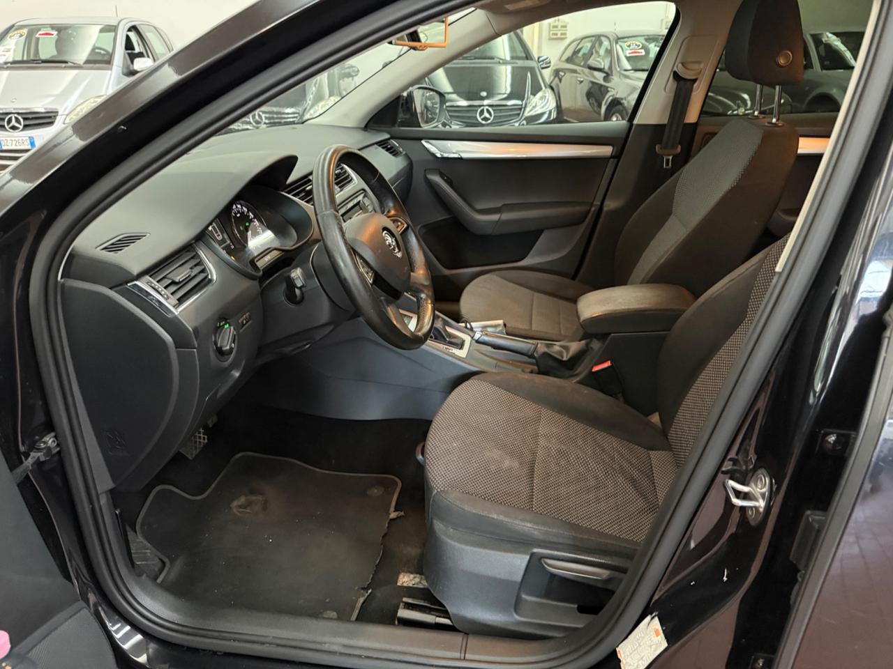 Skoda Octavia 1.6 TDI CR 110 CV DSG Ambition