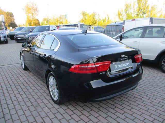 JAGUAR XE 2.0 D Turbo Pure Navi/Frenata/SensoriPark