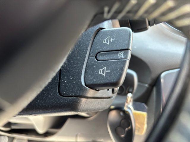 RENAULT Clio 1.5 dCi 85CV 5 porte Le Iene NEOPATENTATI