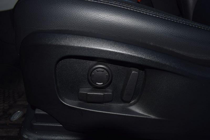 Land Rover Defender Defender 90 3.0D I6 250 CV AWD Auto X-Dynamic SE IVA ESPOSTA