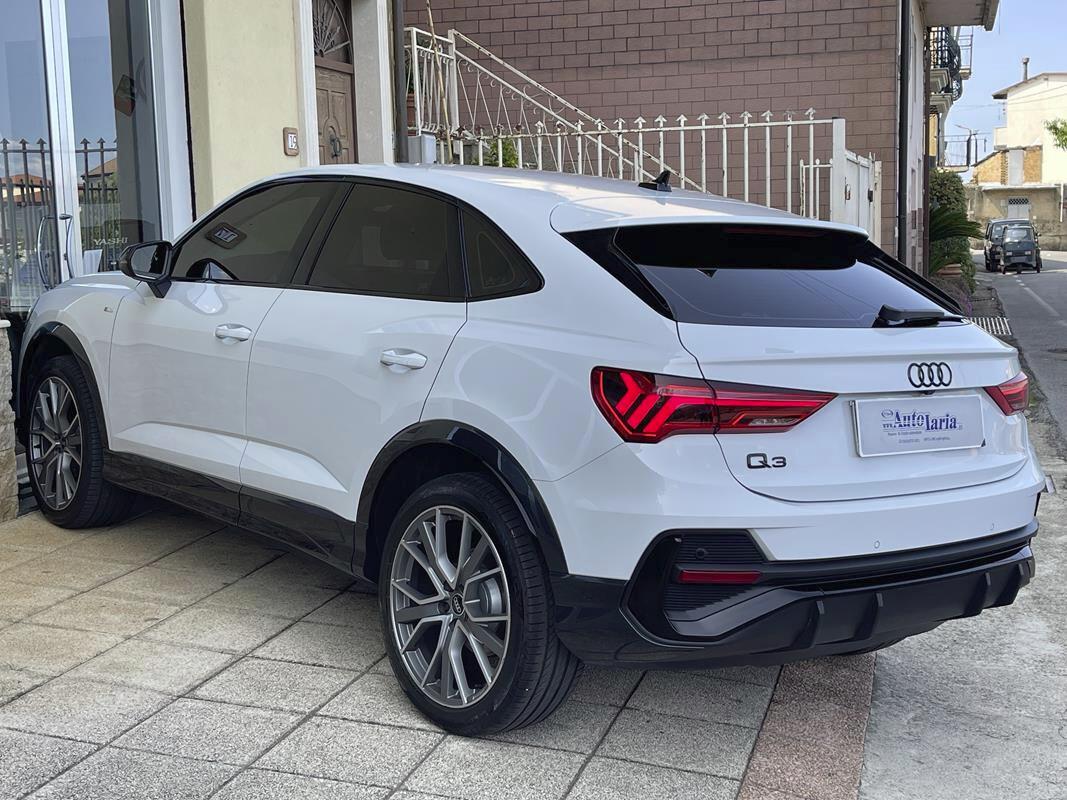 Audi Q3 SPB 35 TDI S tronic S line edition Interno/Esterno-Navigazione MMI plus-Fari Full Led matrix-Retrocamera-Cerchi lega Audi Sport 20"-Pack Black edition