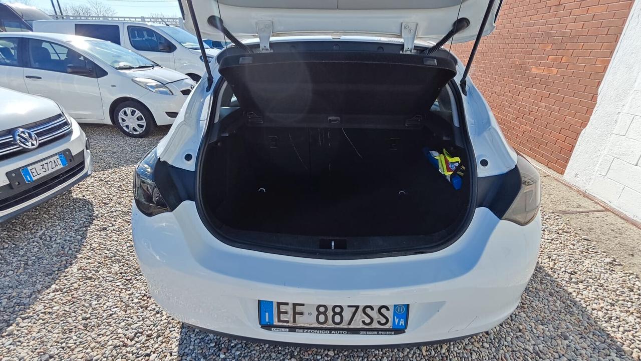Opel Astra 1.7 CDTI 110CV 5 porte Cosmo