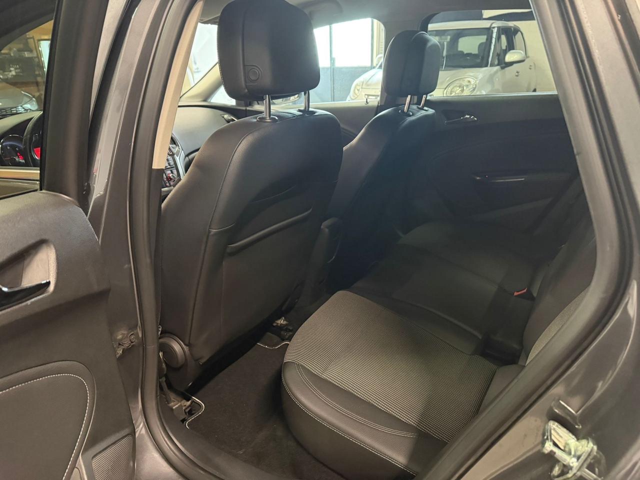 Opel Astra 1.7 CDTI 110CV 5 porte Cosmo