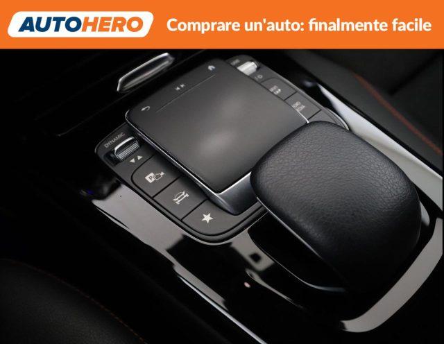 MERCEDES-BENZ CLA 200 Automatic Premium