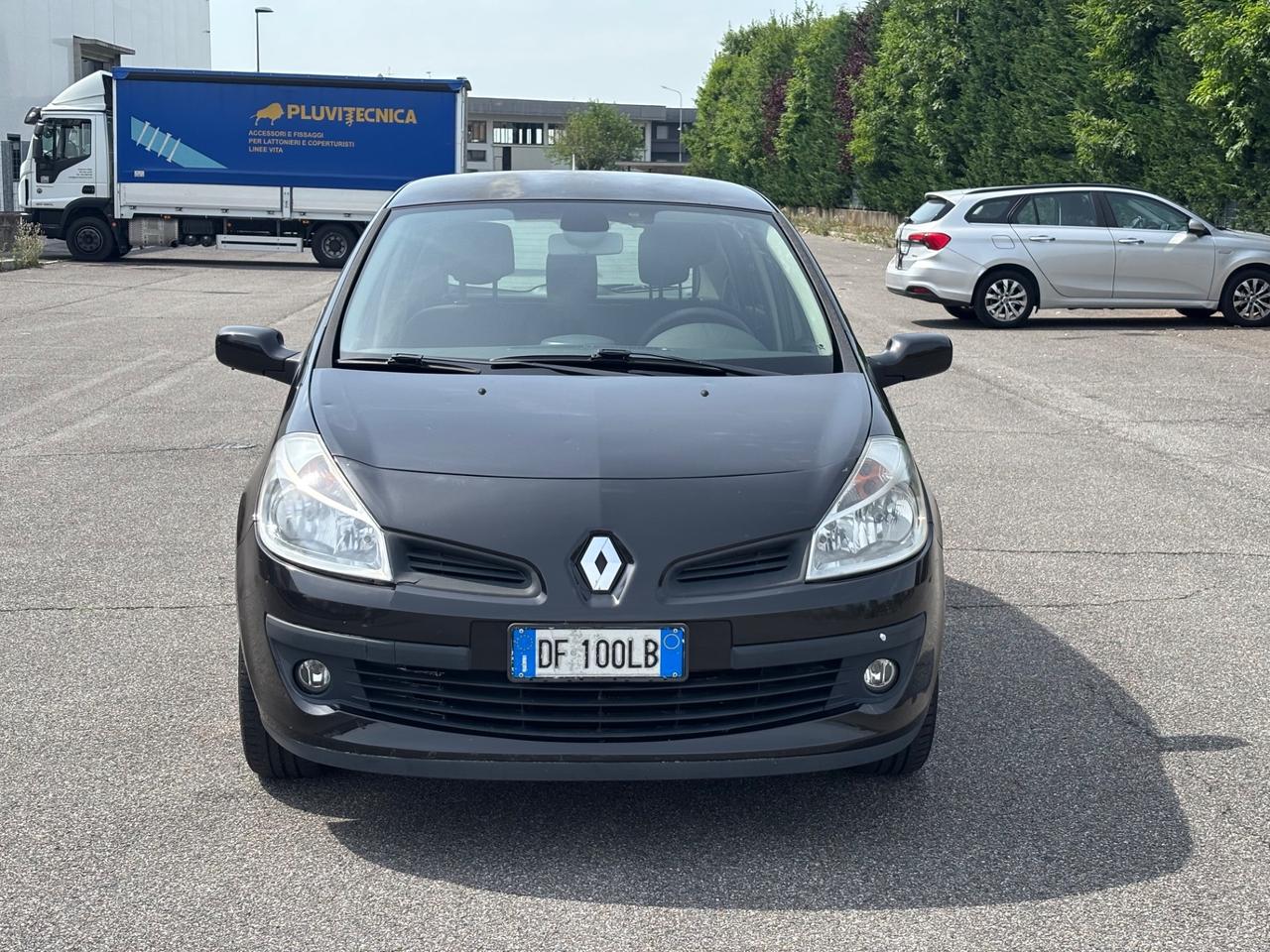 Renault Clio 1.2 16V 5 porte