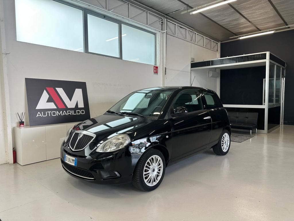 Lancia Ypsilon Ypsilon II 1.2 8v Argento