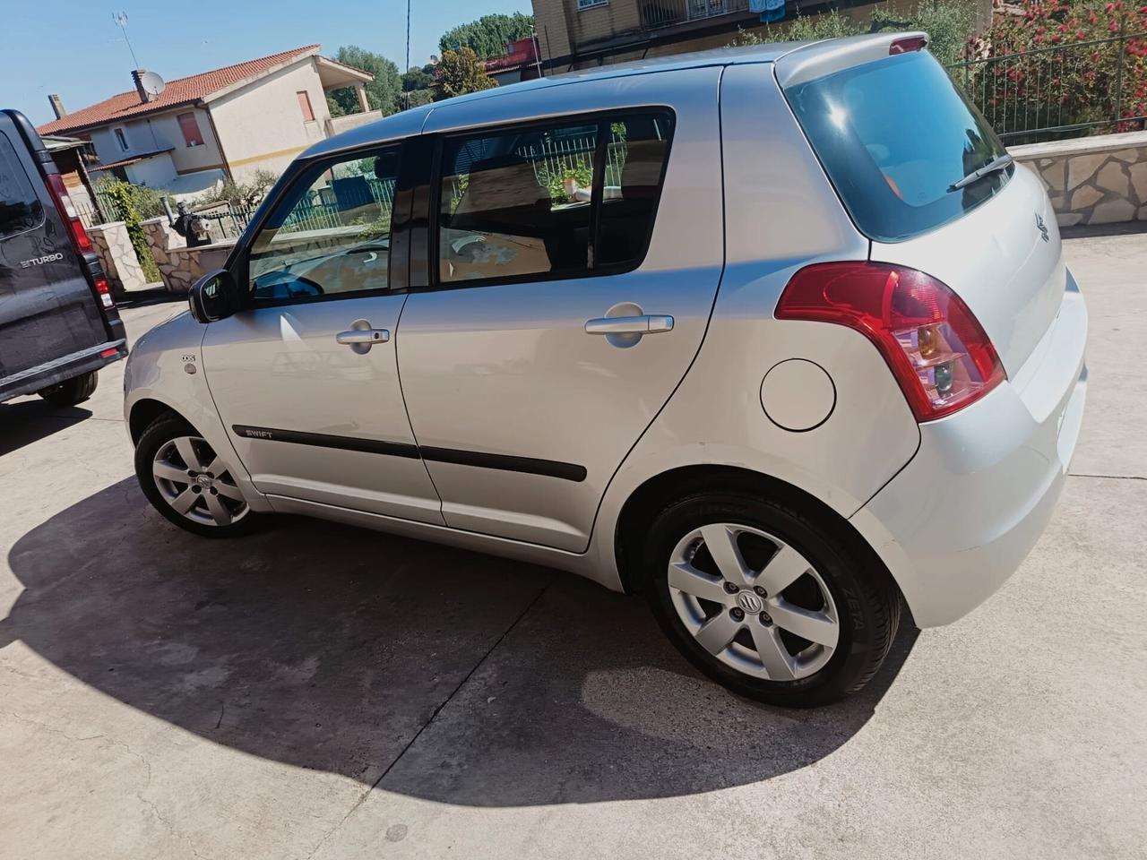 Suzuki Swift 1.3 DDiS 75CV 5p. GL