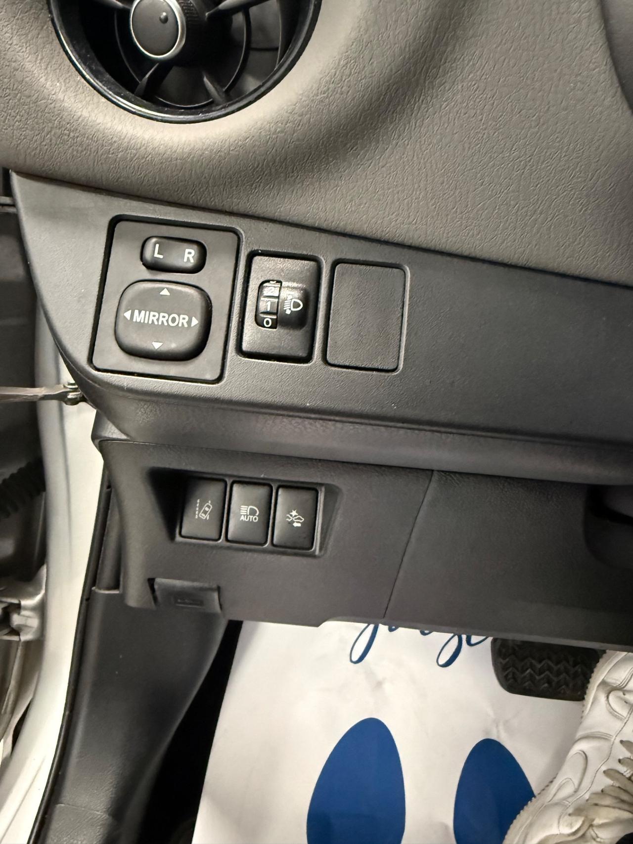 Toyota Yaris 1.5 Hybrid 5P. Active 73CV Ok Neopatentati