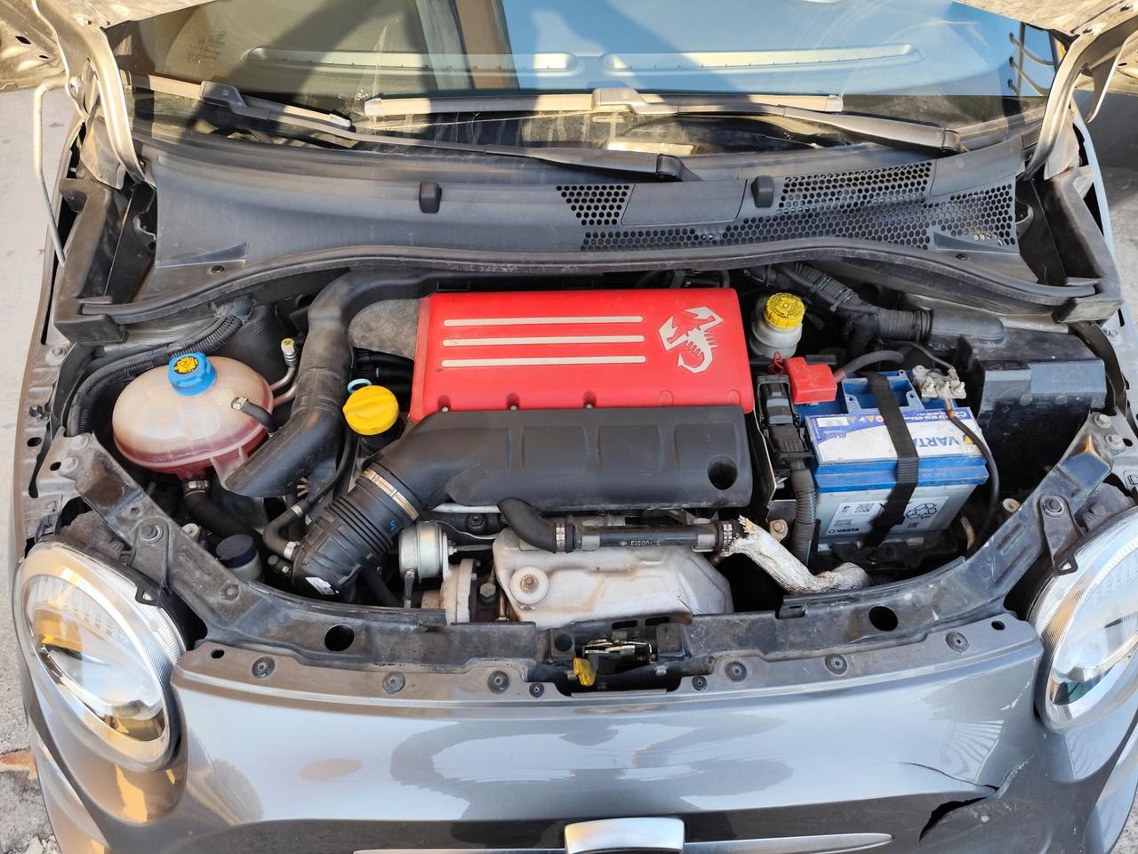 Abarth 595 1.4 Turbo T-Jet 165 CV