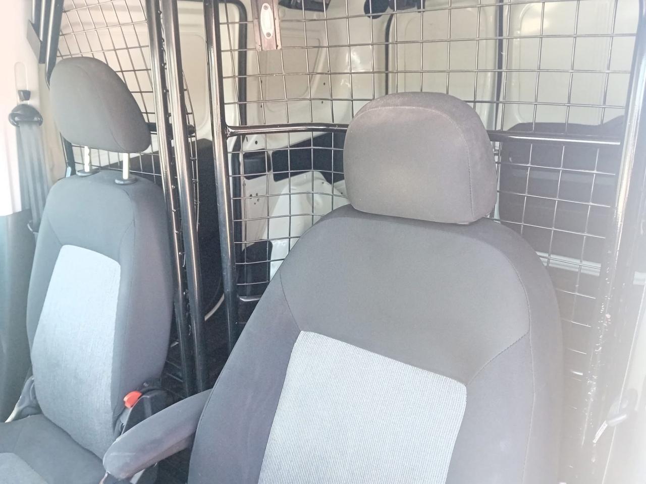 Fiat Doblo Doblò 1.6 MJT 105CV PL-TN Cargo Maxi Lamierato SX