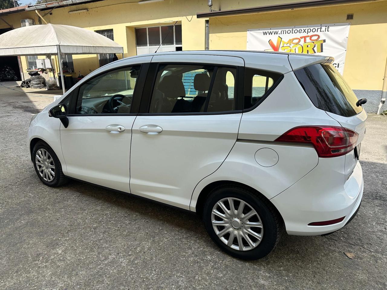Ford B-Max 1.0 EcoBoost 100 CV Business Titanium